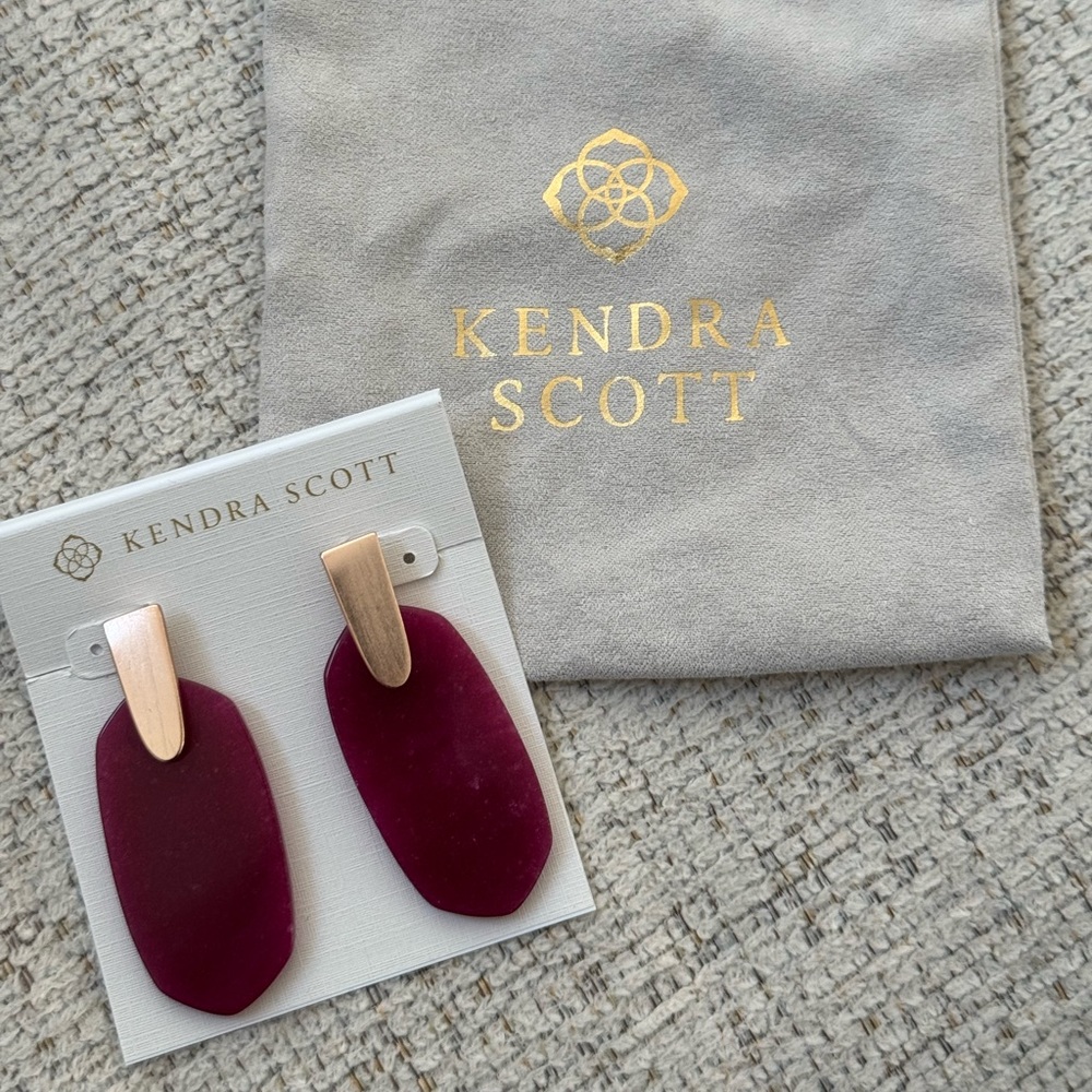 Kendra Scott Maroon Jade and Gold Aragon Statement Earrings - Picture 2 of 9